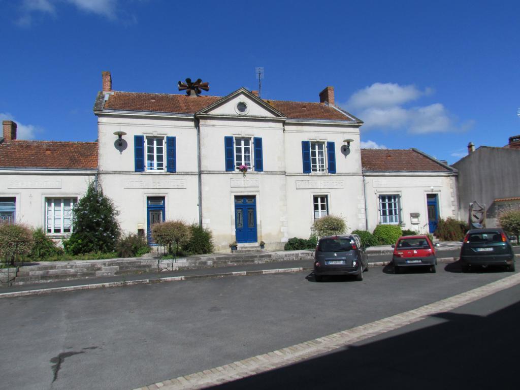 L'Ancien Hotel De Ville Foussais Екстер'єр фото